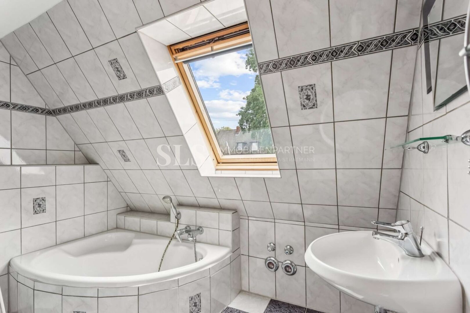 Badezimmer DG