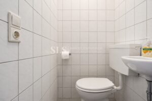 DG links Gäste-WC