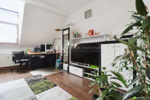 DG links Wohnzimmer