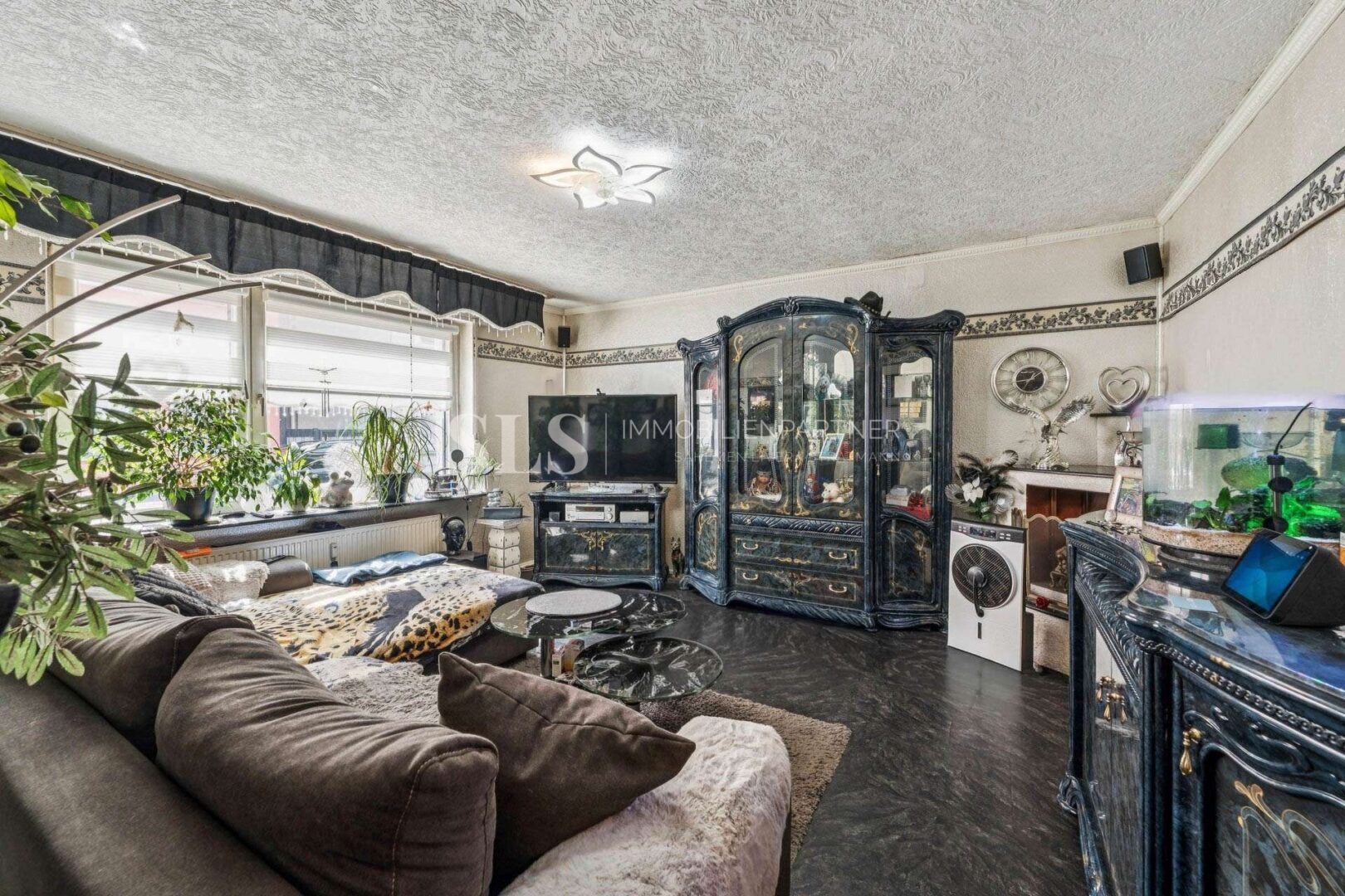 Wohnzimmer EG rechts