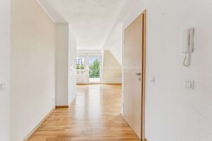Wohnzimmer DG