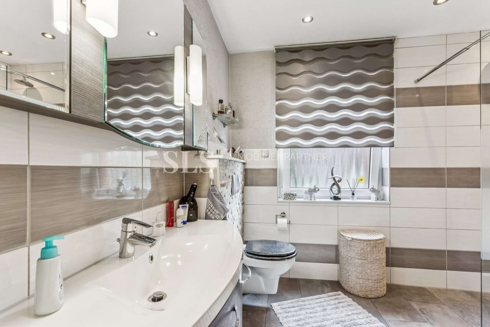 Badezimmer EG