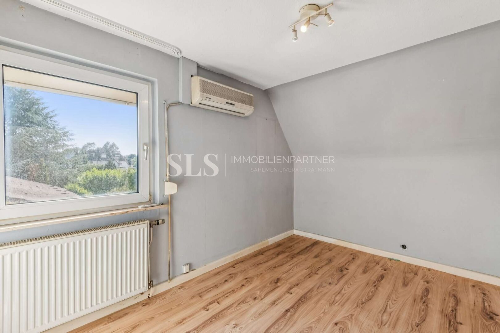 Schlafzimmer 1.OG