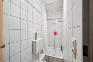 DG mitte Badezimmer