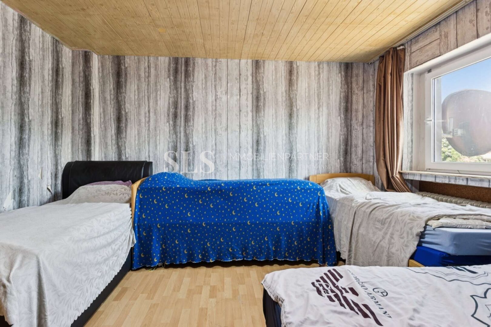 Schlafzimmer WE1