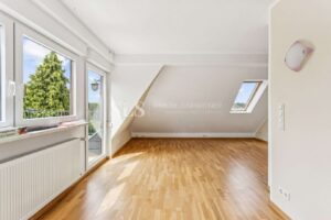 Wohnzimmer DG