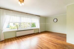Wohnzimmer - (KI generiert)