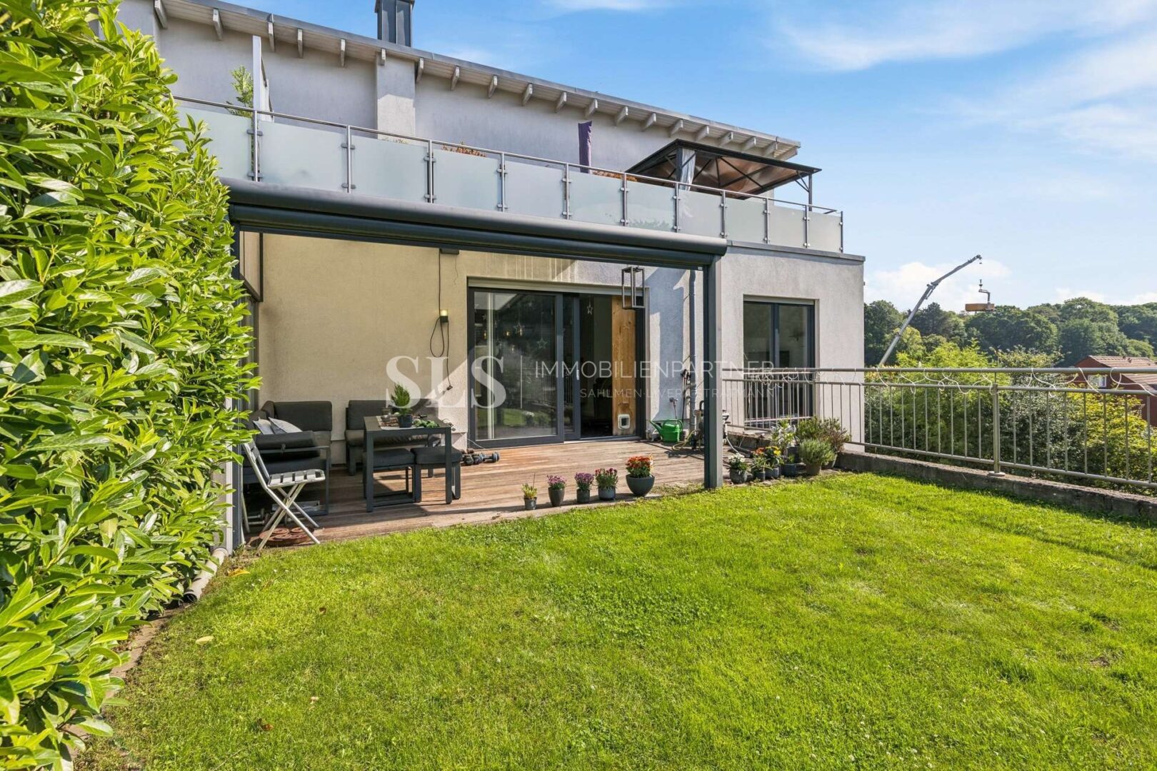 Garten mit Terrasse