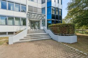 Eingangsbereich Verwaltungsgebäude