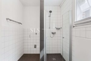Badezimmer 13c