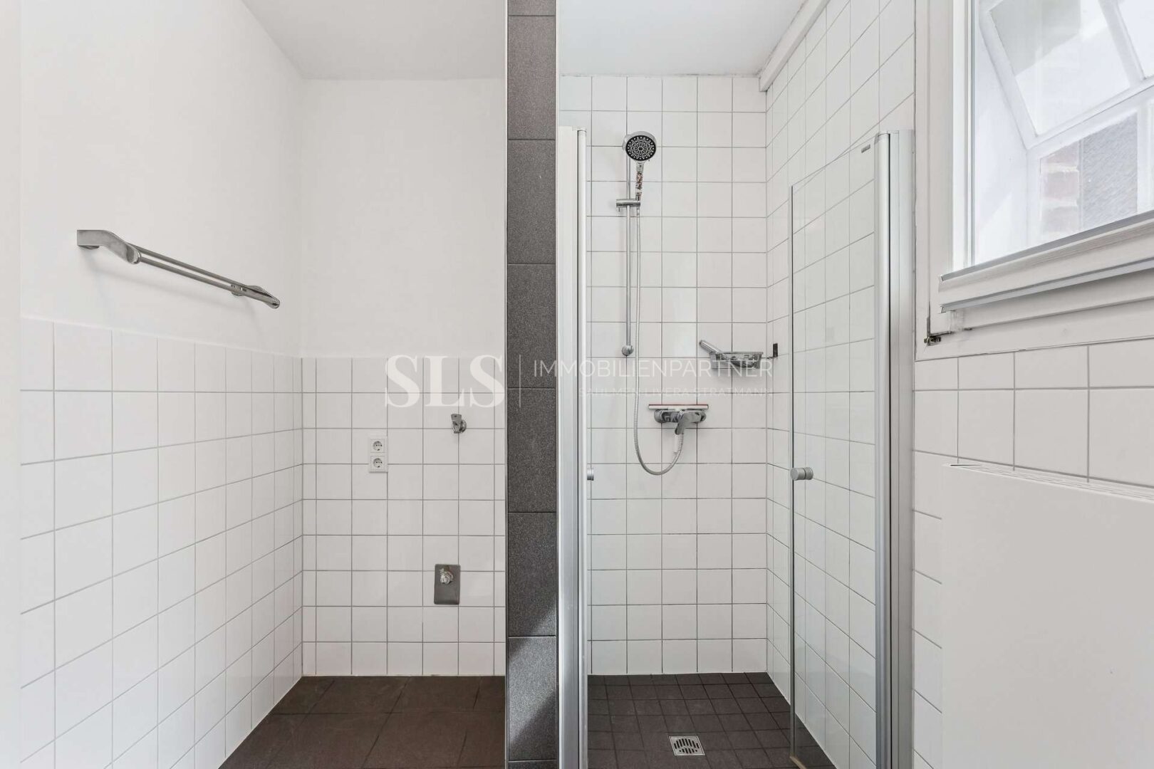 Badezimmer 13c