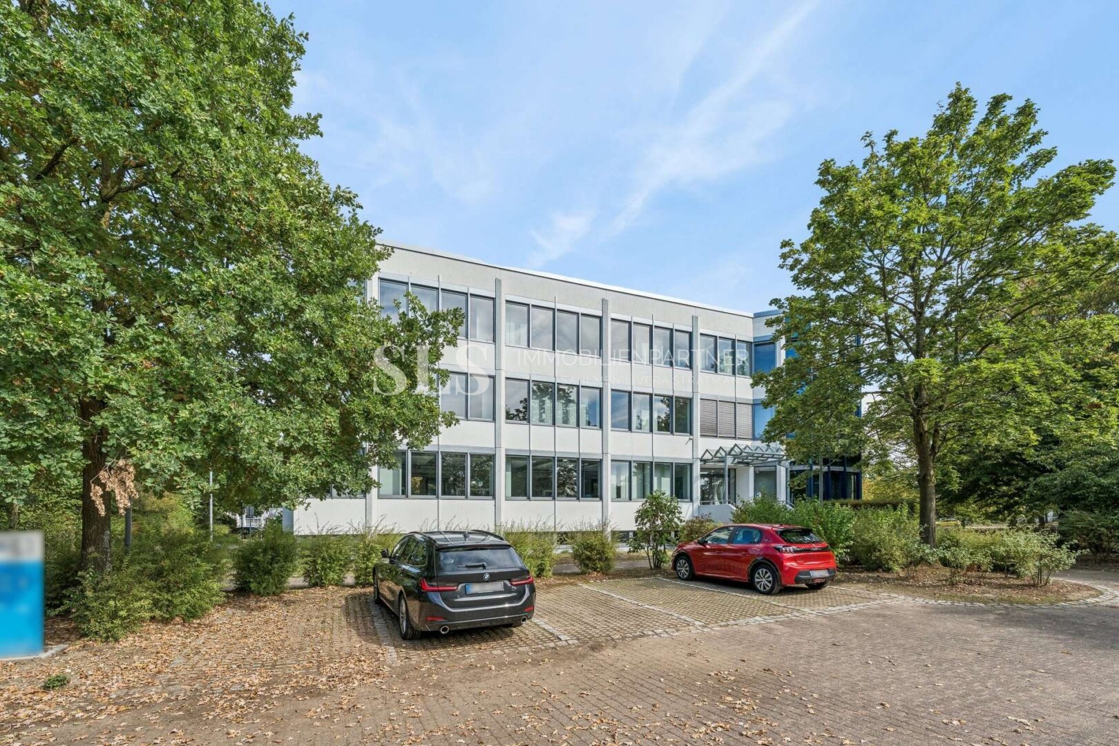 Außenansicht Verwaltungsgebäude