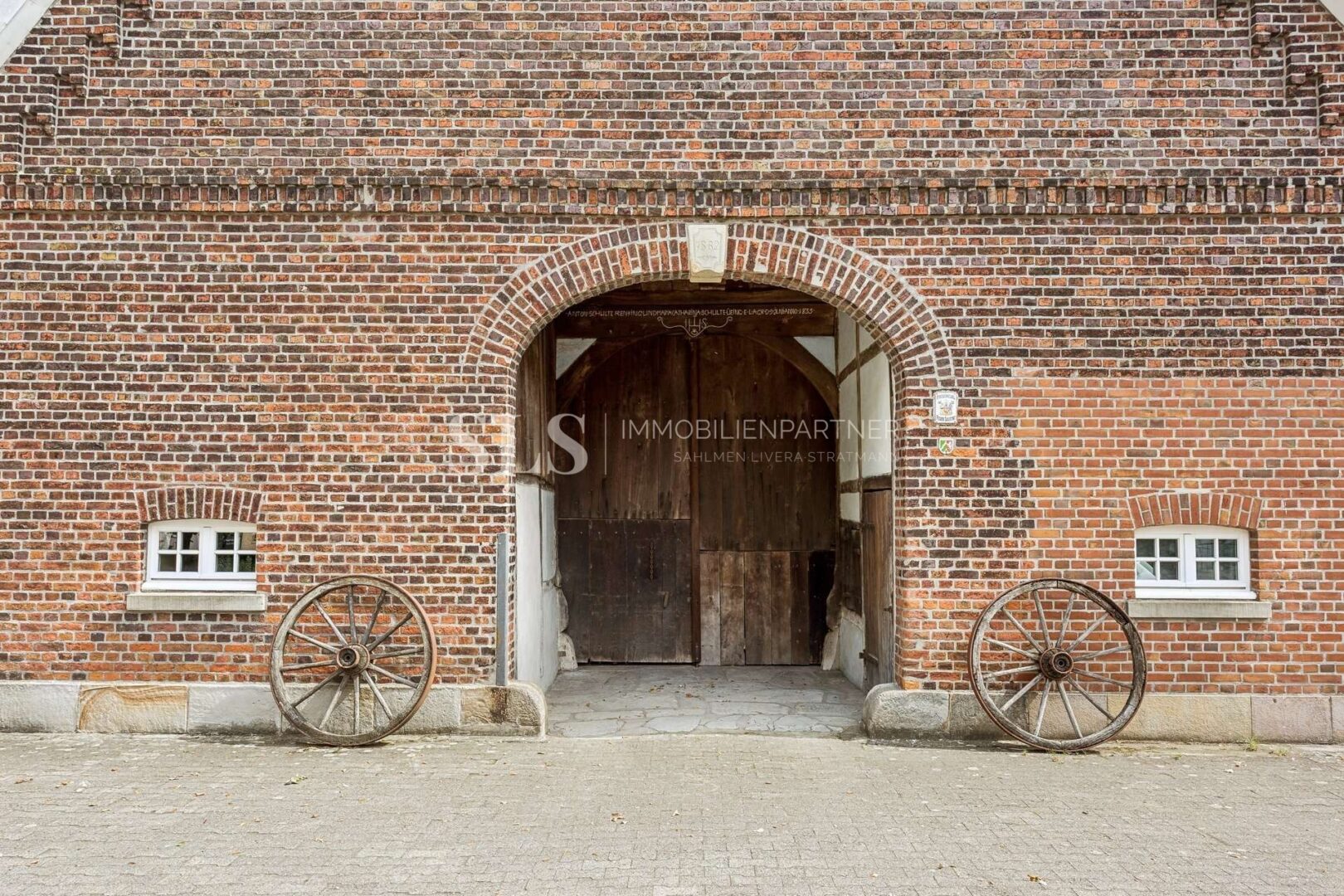 Historischer Torbogen
