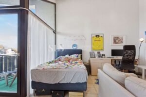 Schlafzimmer DG