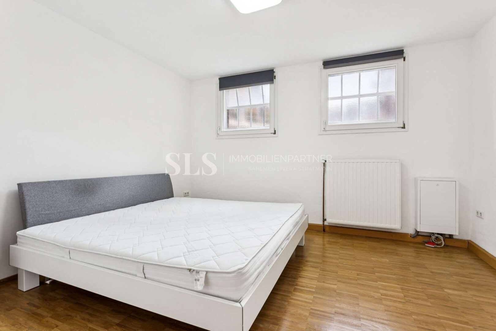 Schlafzimmer 13c