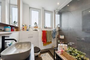 Badezimmer 2. OG