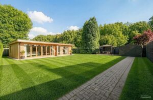 Garten - (KI generiert)